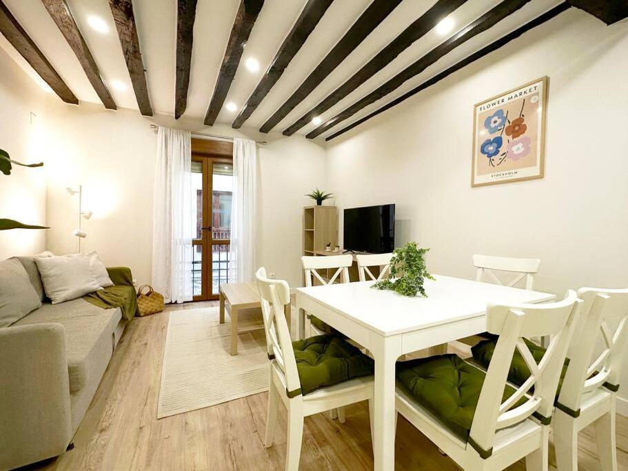 Apartamento De Diseno En Laredo Centro Екстер'єр фото