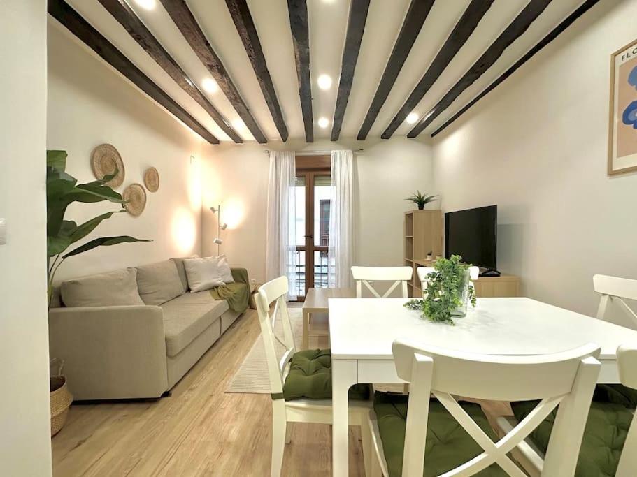 Apartamento De Diseno En Laredo Centro Екстер'єр фото